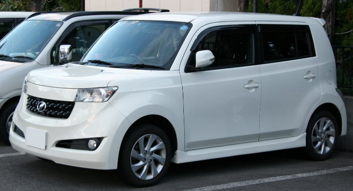 TOYOTA bB